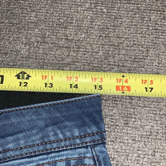 Democracy Jeans - Picture 5 of 7